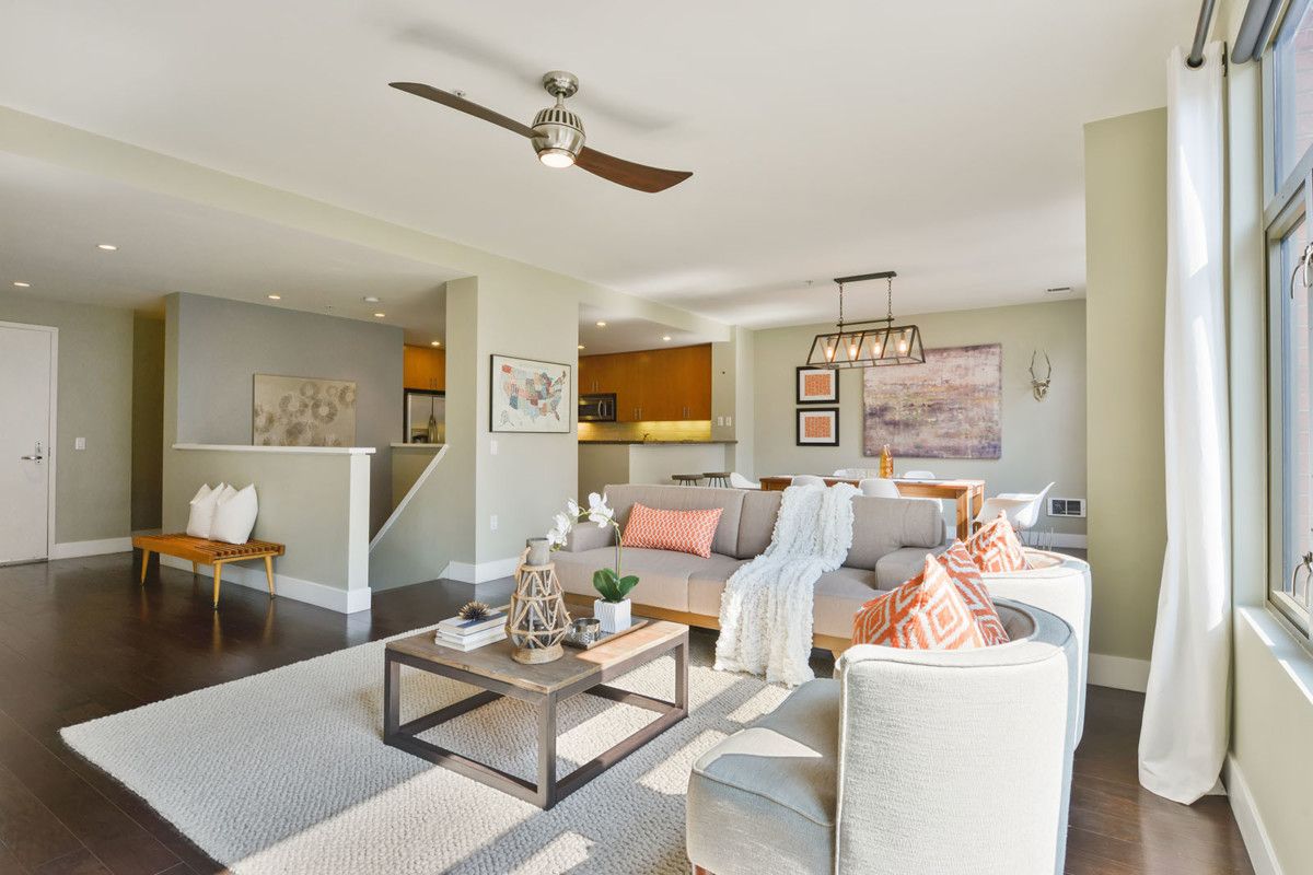 438 W Grand Avenue #419