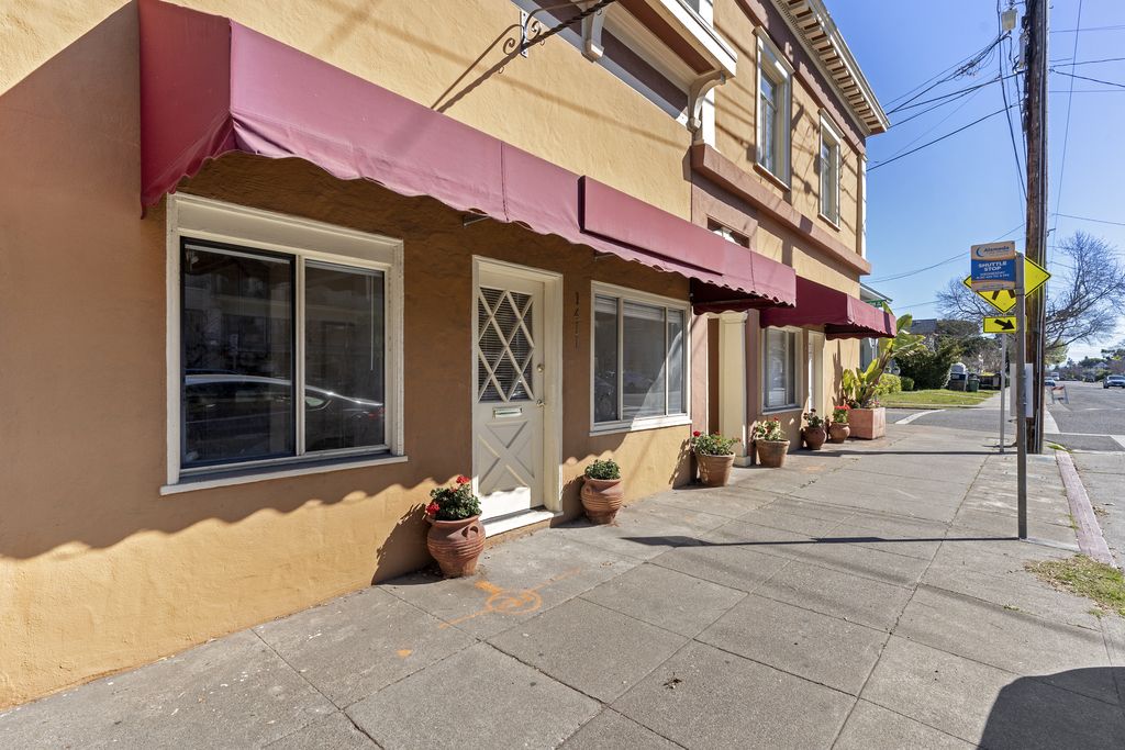 1411 Encinal Ave 