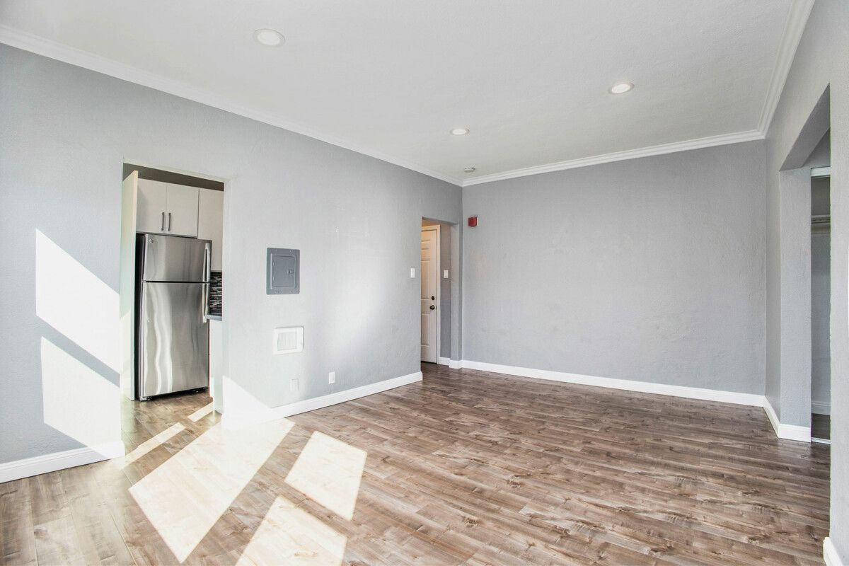 1829 6th Ave #303