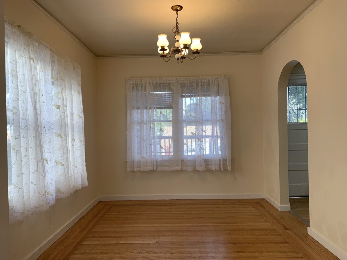 2211 Santa Clara Ave