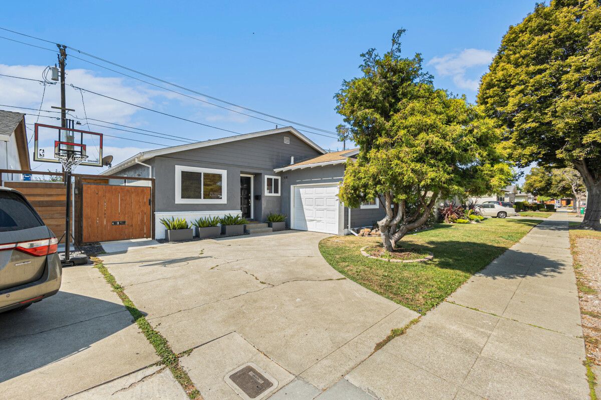 122 Dahlia Drive 
