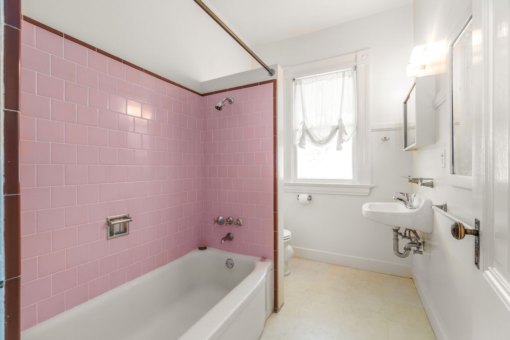 928 Lafayette St #3