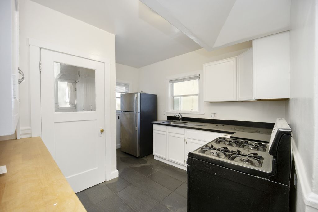 735 Central Ave 