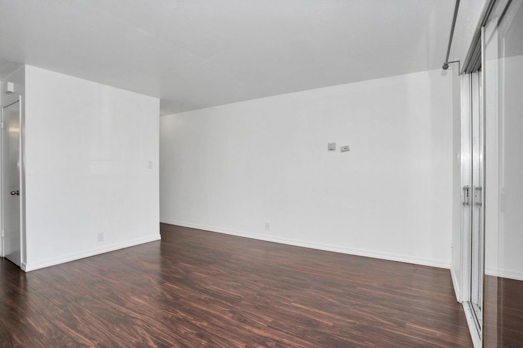 1836 Central Ave #C