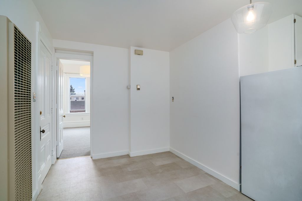 1529 Union Street #D