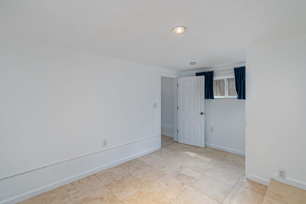 1308 Santa Clara Ave #B