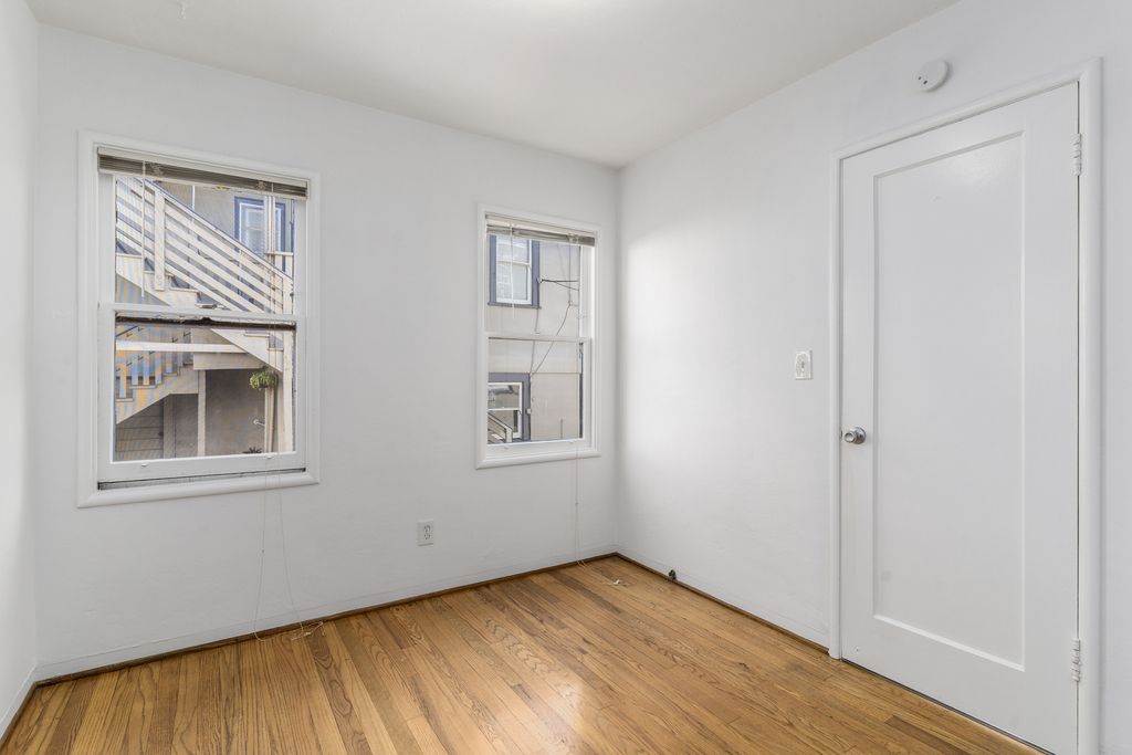 1535 Everett Street #A