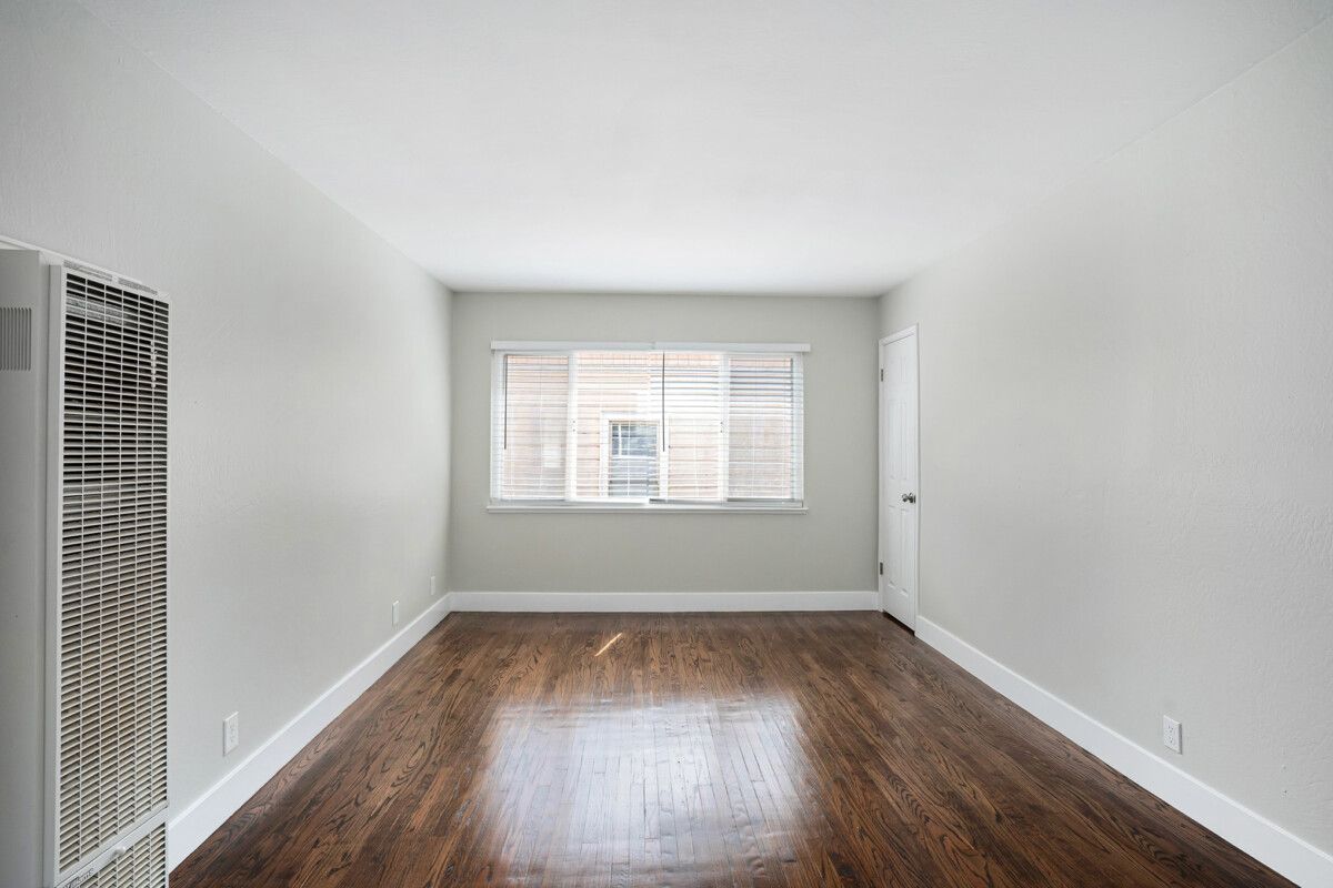 1536 9th Street #H