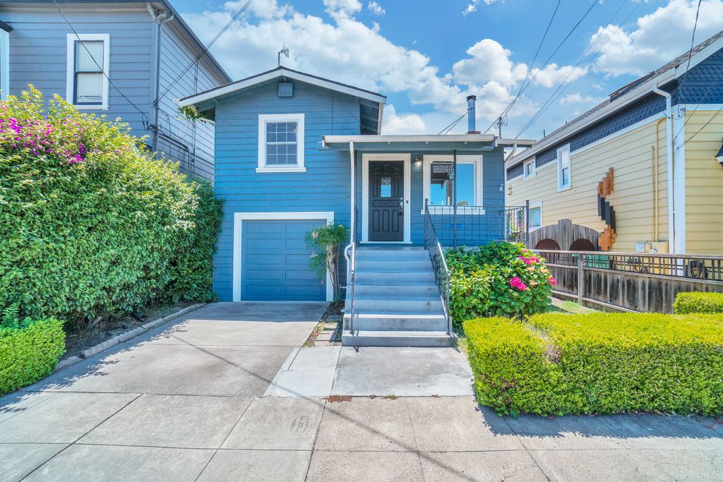 3244 Encinal Ave 