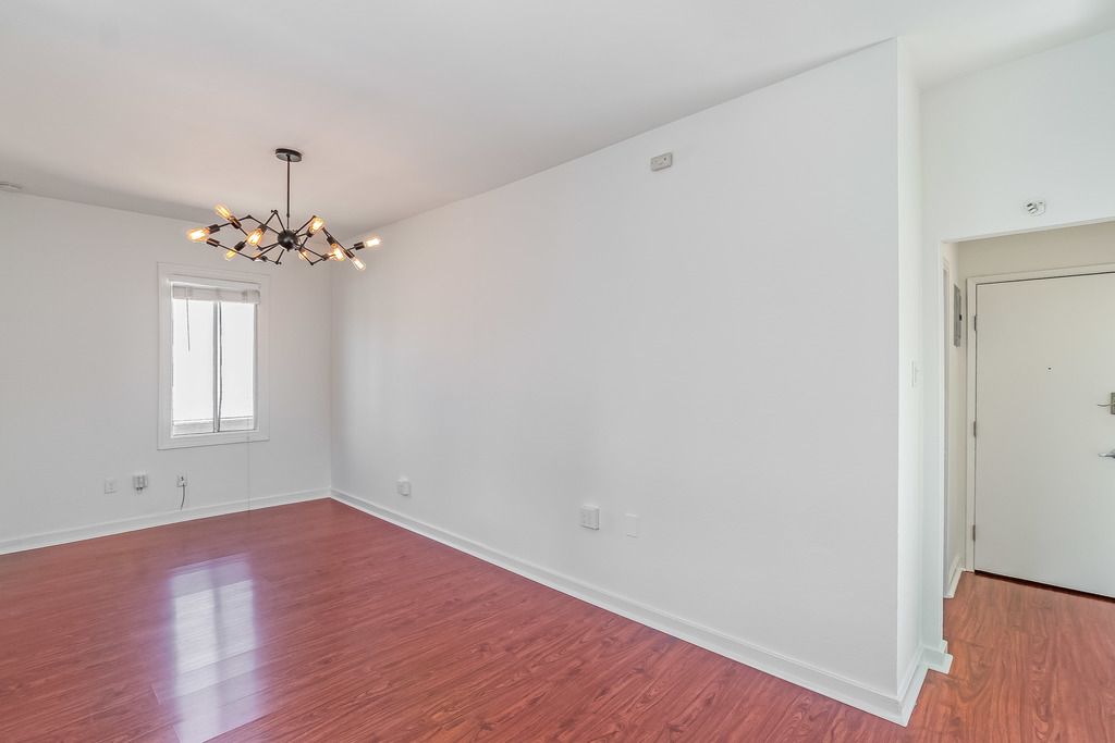 1551 Saint Charles #4