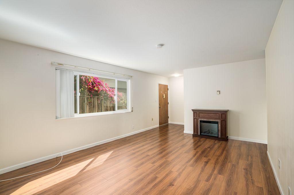1175 Broadway #D
