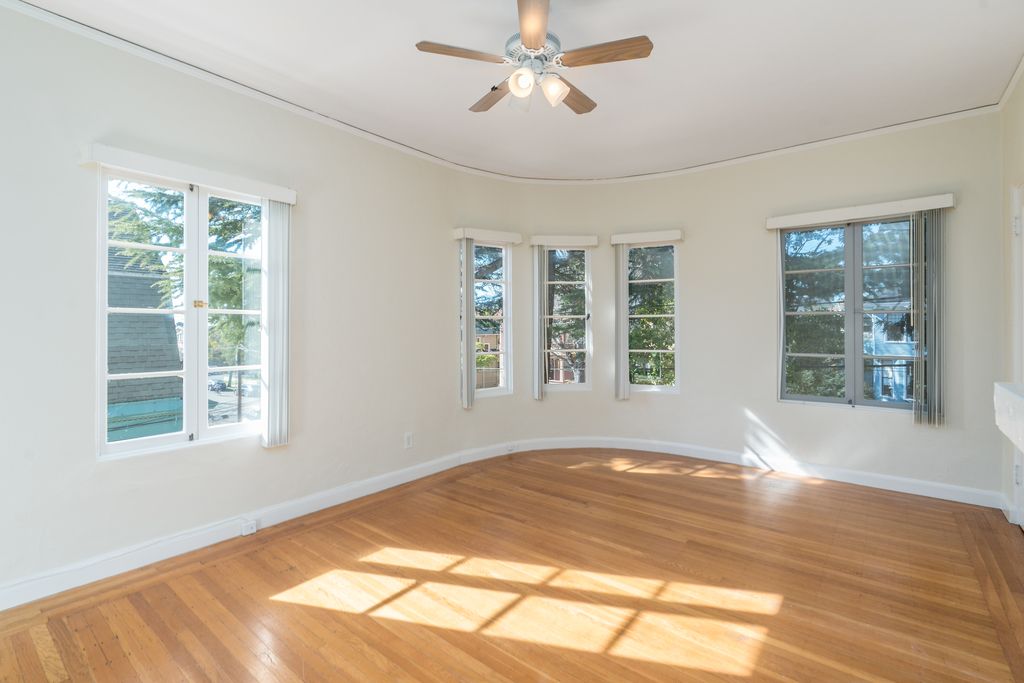 922 Chestnut Street #1