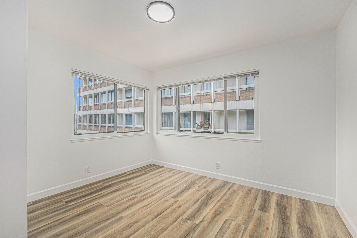 137 Montecito Ave #304