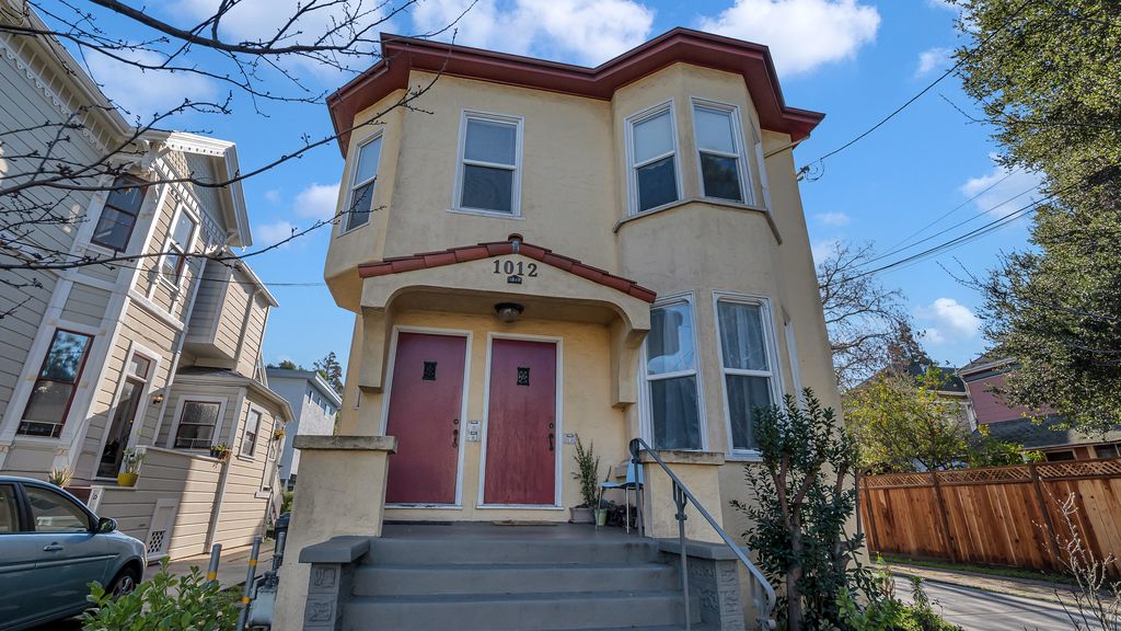 1012 Walnut St #D 