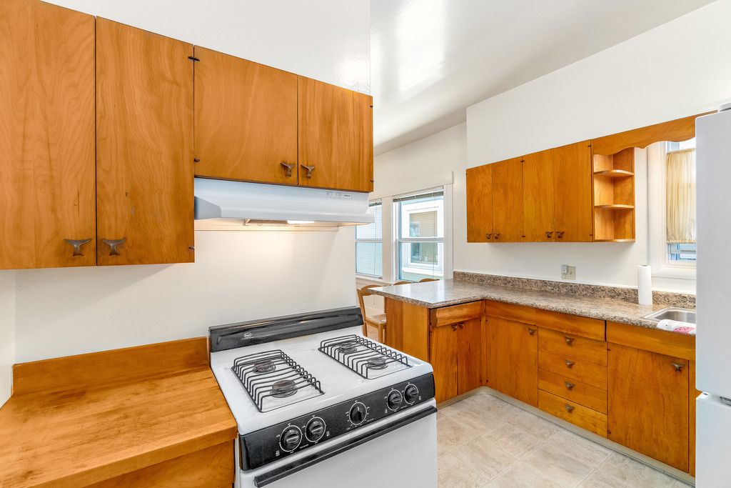 1428 Walnut Street