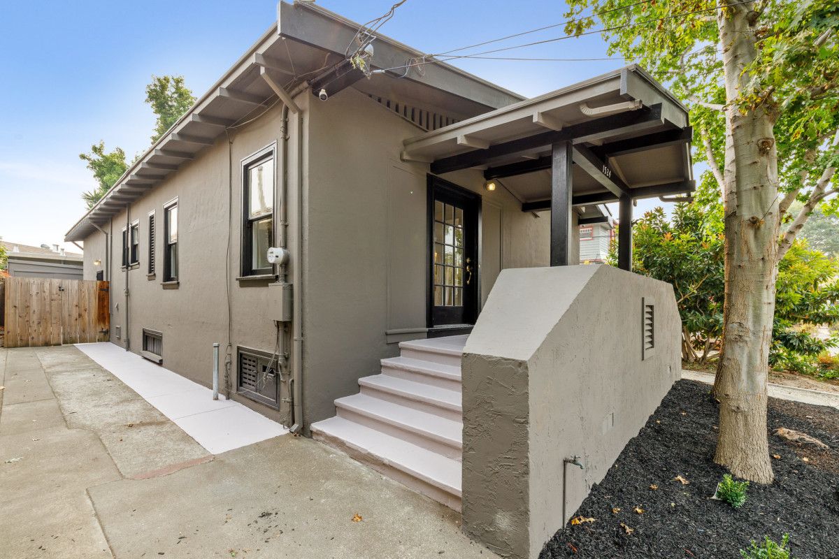 1524 Broadway