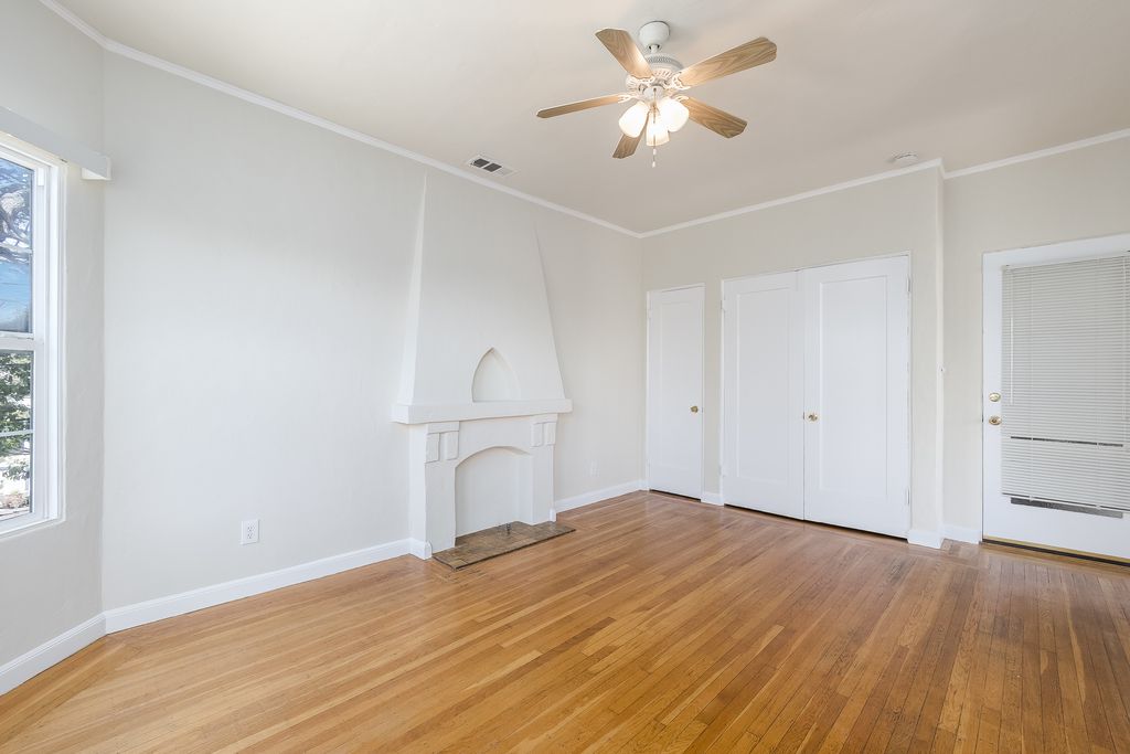 922 Chestnut St Apt #4
