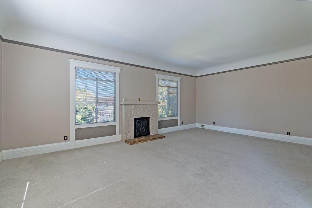 1627 Alameda Ave 