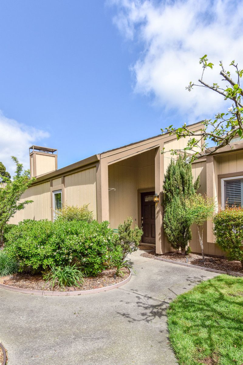 1162 Admiralty Lane