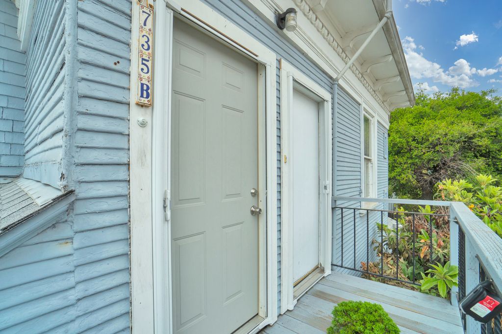 735 Lincoln Ave #B 