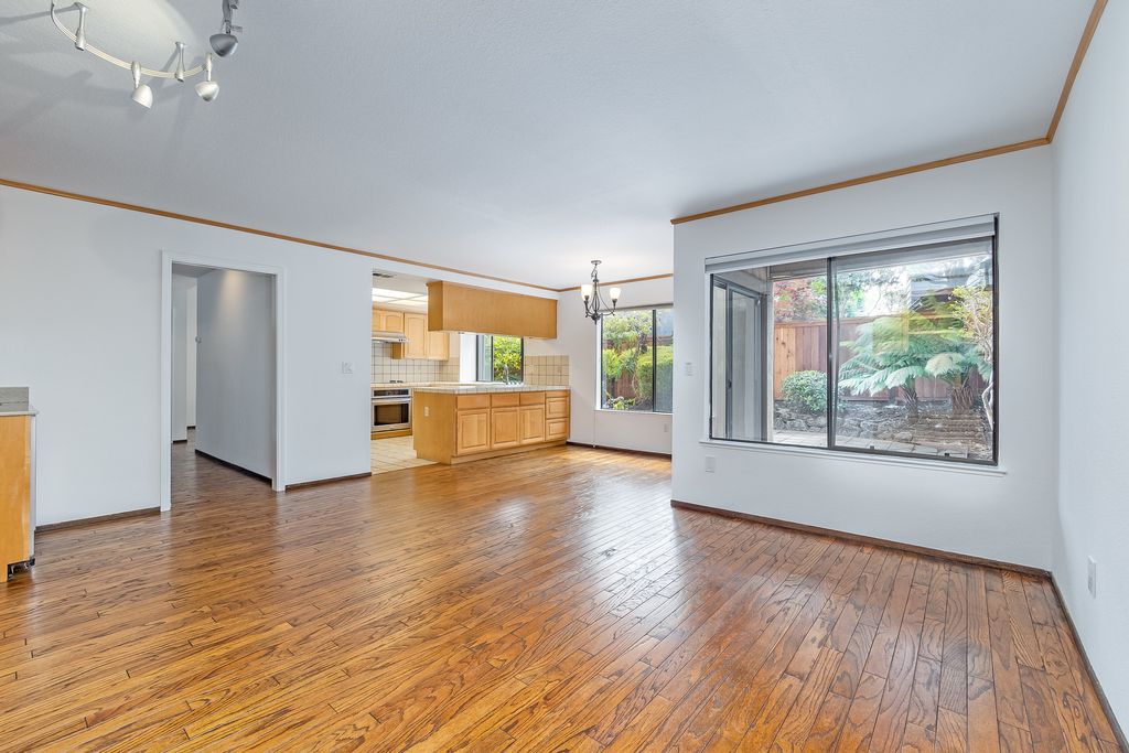 52 Sea Bridge Way 