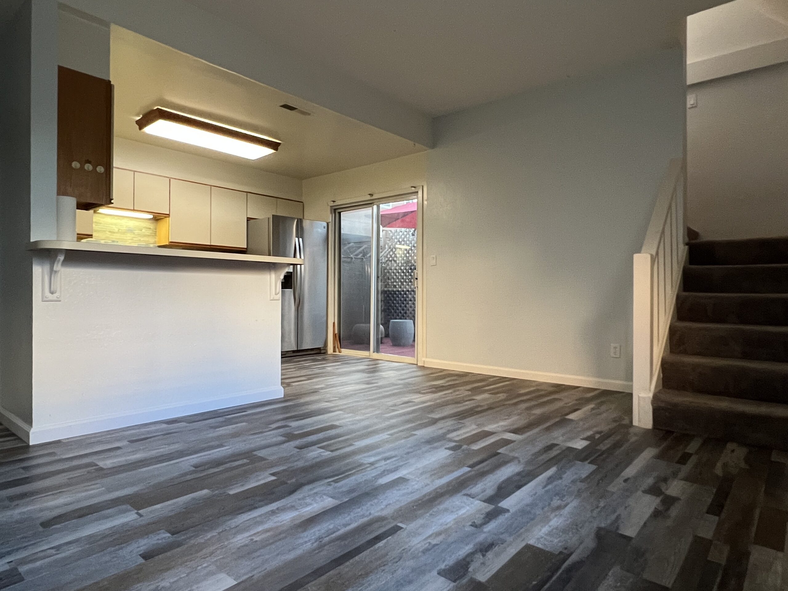 1728 1/2 Central Avenue