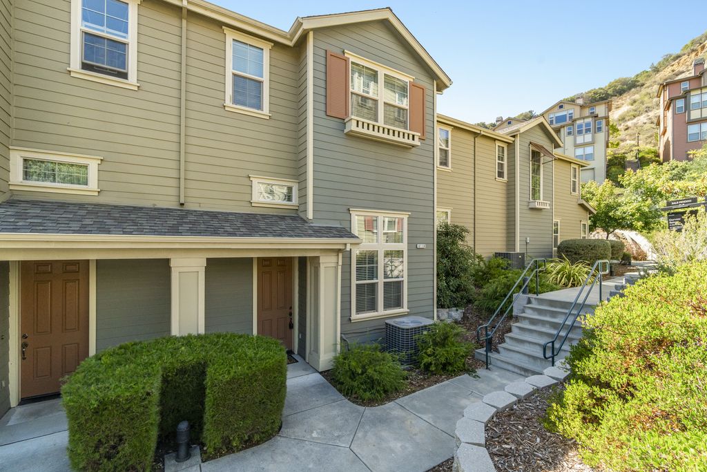 6118 Old Quarry Loop - Oakland