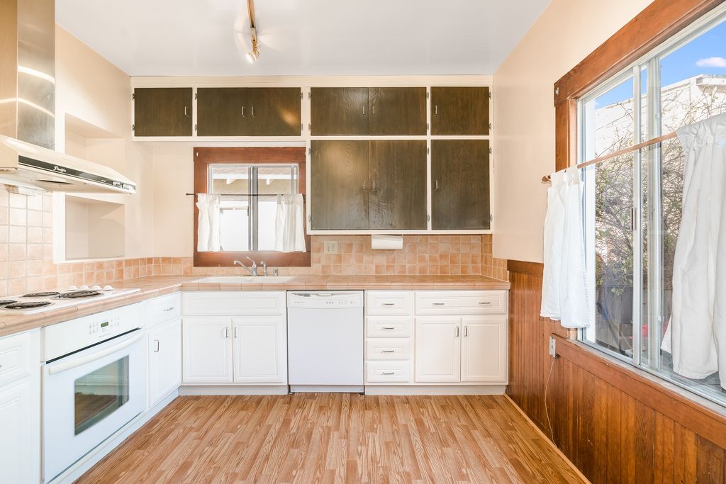 503 Central Ave 