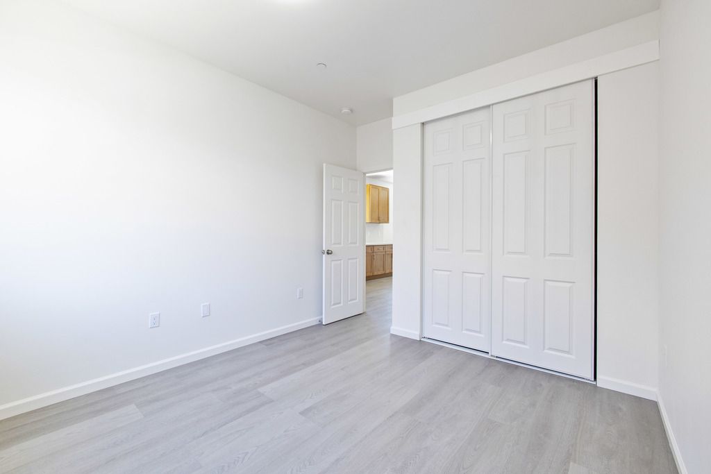 2408 W Ave 134th 