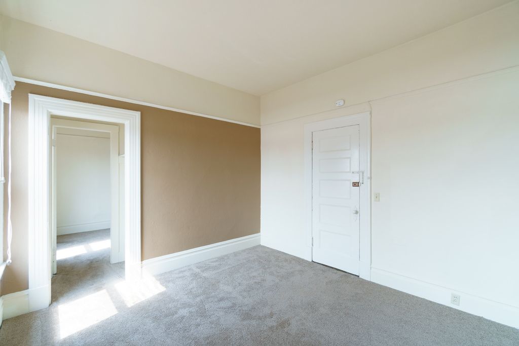 2316 Buena Vista Ave #4