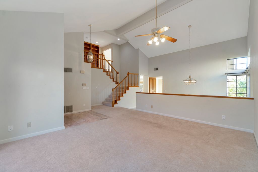1718 Kofman Pkwy 