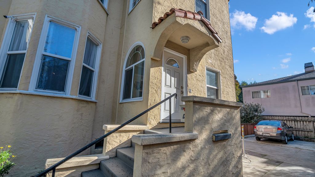 1012 Walnut St #D 