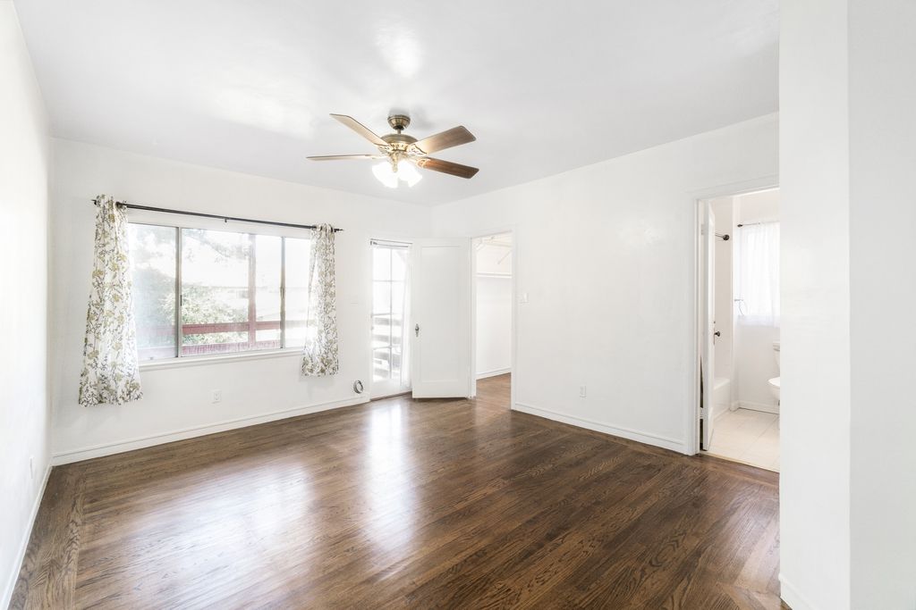 1047 Santa Clara Ave #2 
