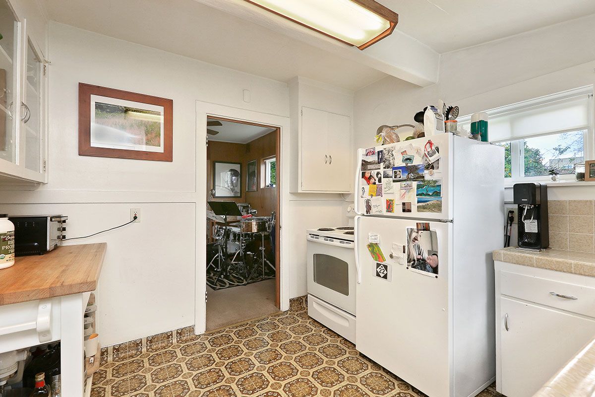 322 Lincoln Avenue