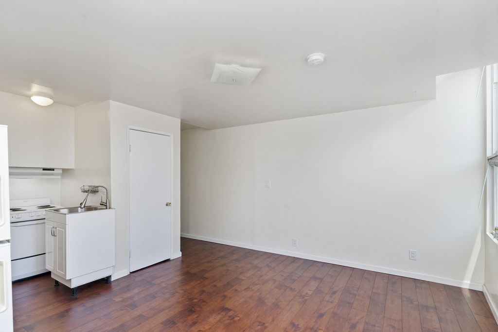 1715 Park St. #1 