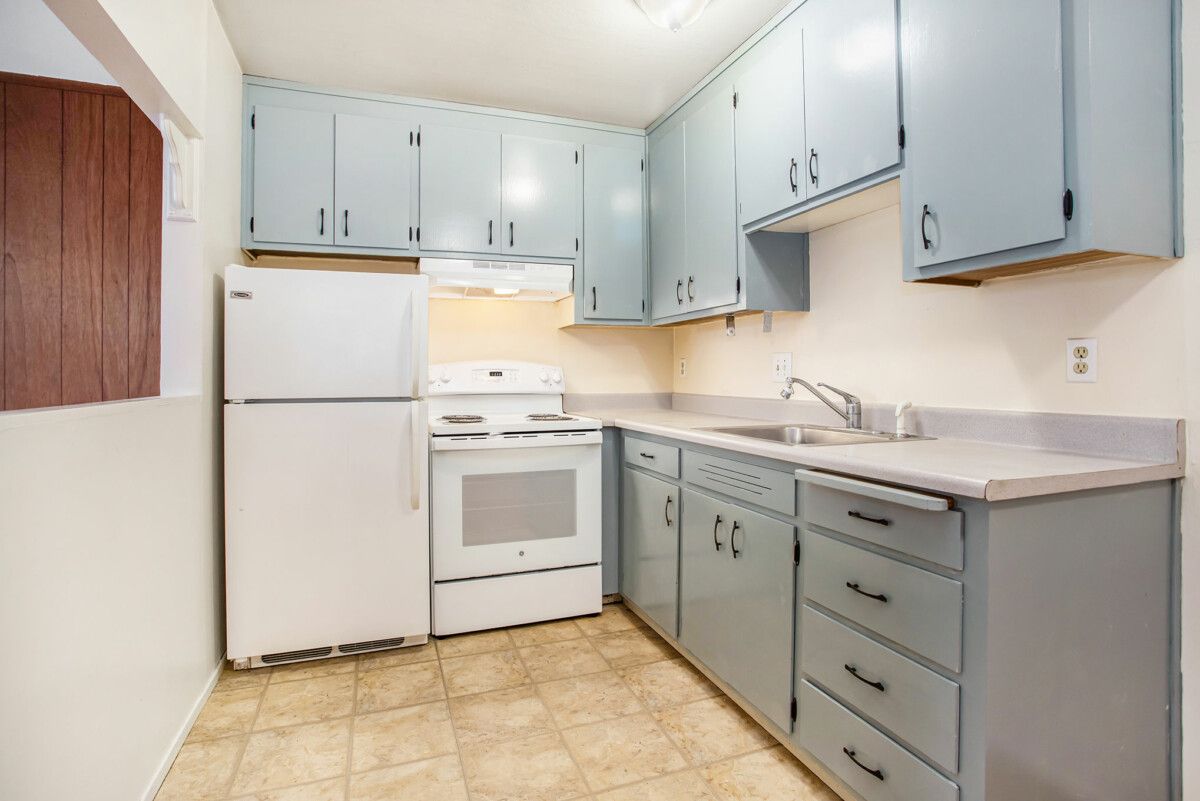 1824 Central Ave #C