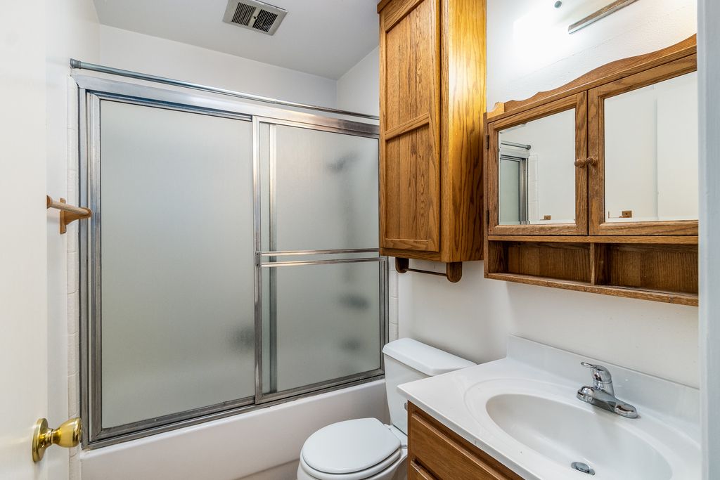 2007 Clinton Ave Unit A