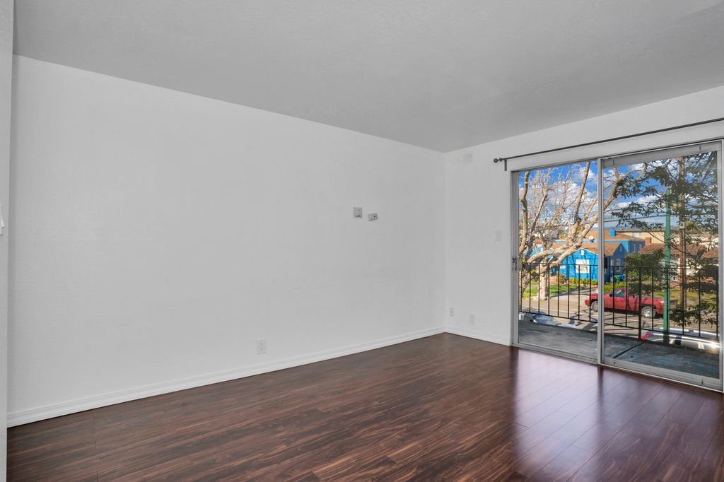 1836 Central Ave #C