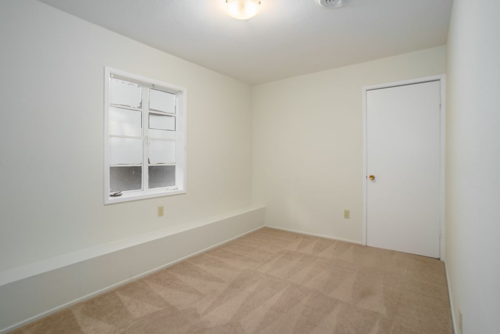 1526 Verdi St. #A