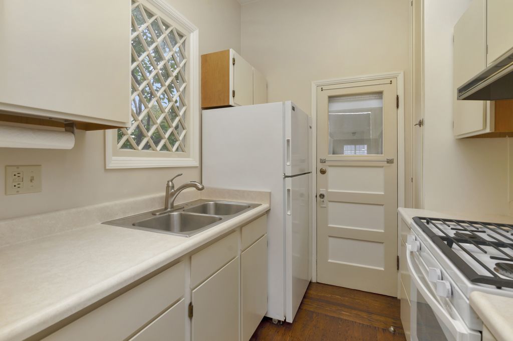 1236 Sherman St #2