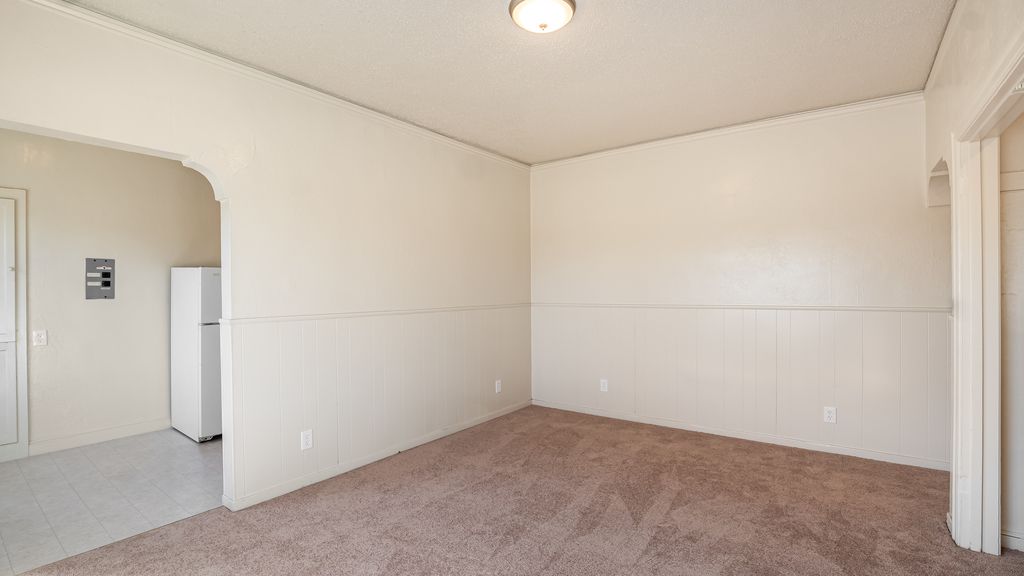 621 Central Ave #211