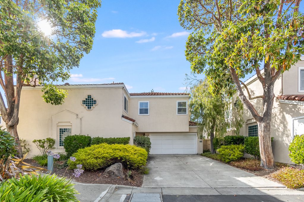 217 Indian Bay
