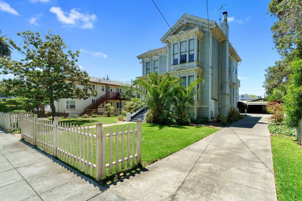 2044 Alameda Ave #F