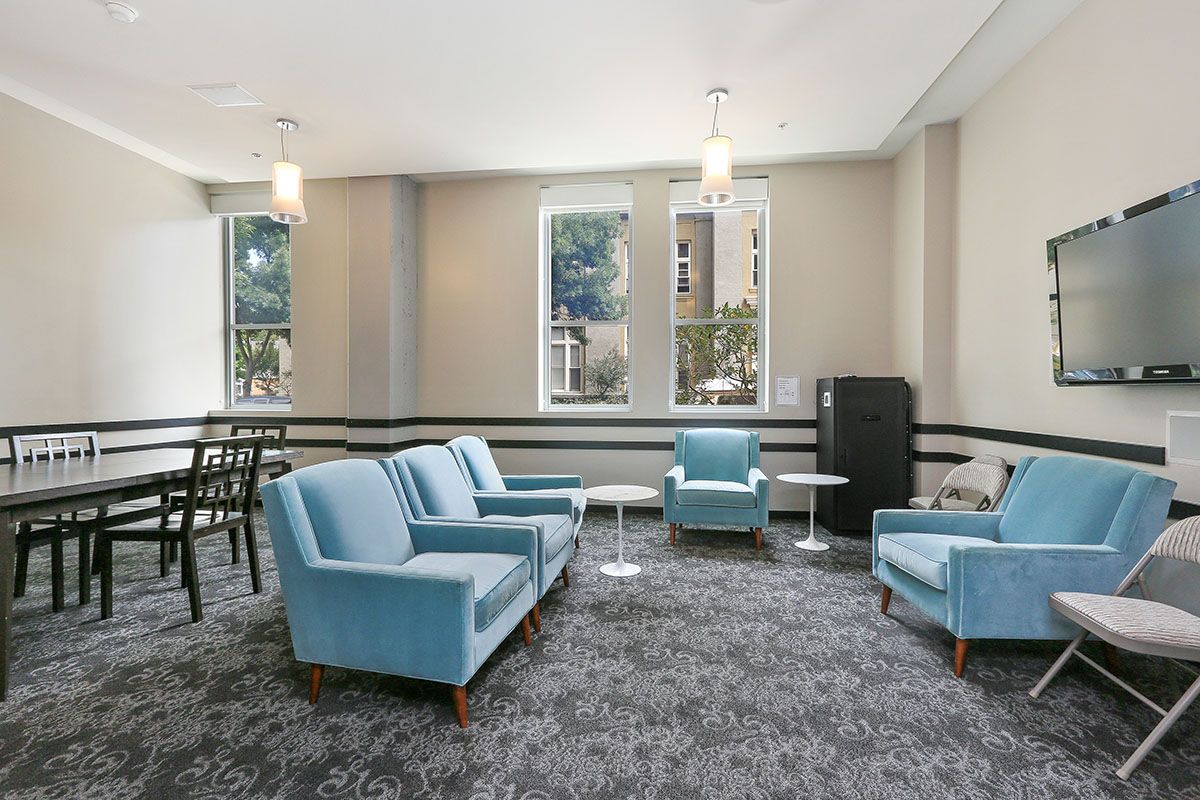 1001 46th Street #206