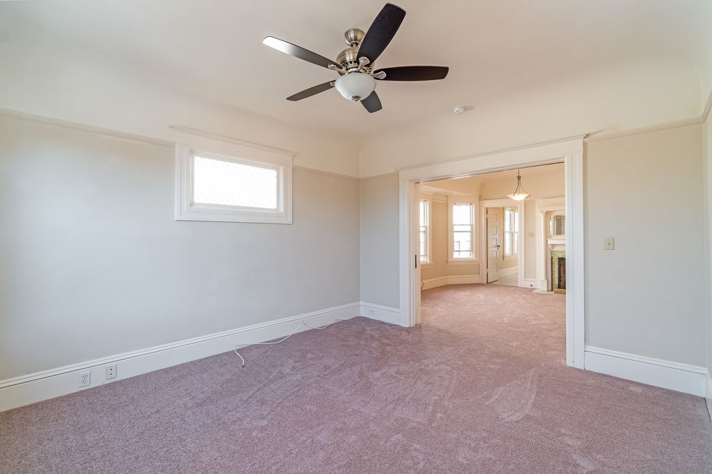616 Santa Clara Ave 
