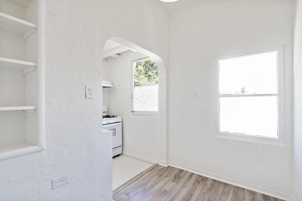2103 Clinton Ave #F 