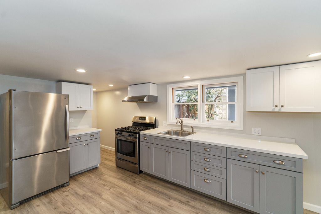 1528 Mozart Street #B