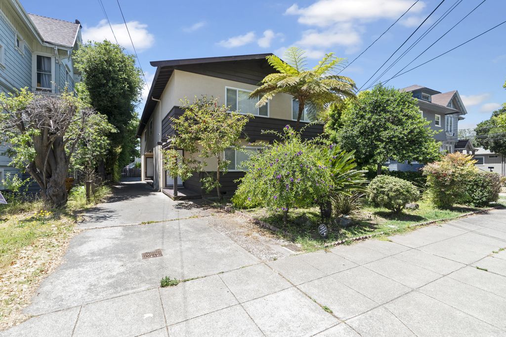 2030 San Jose Ave #B