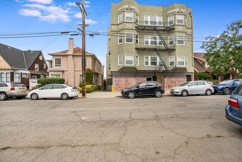 365 Hanover Ave #107