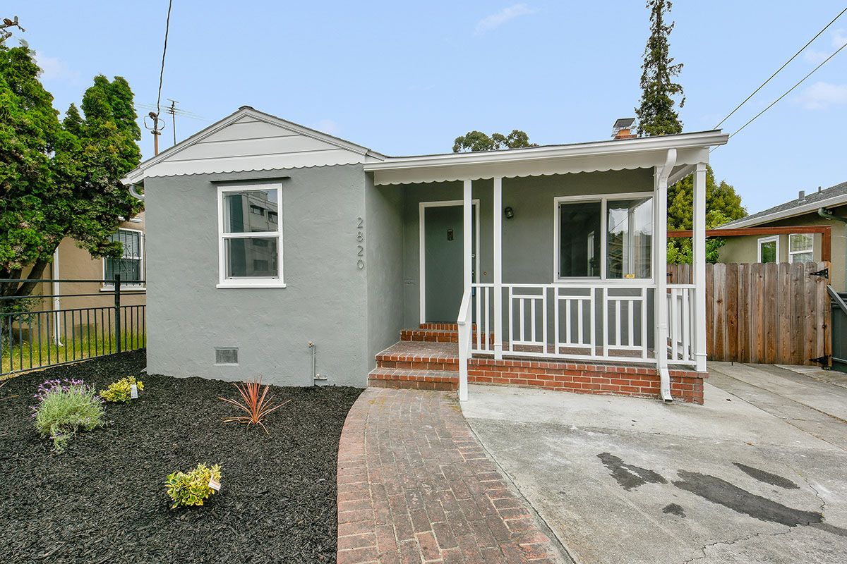 2820 High Street